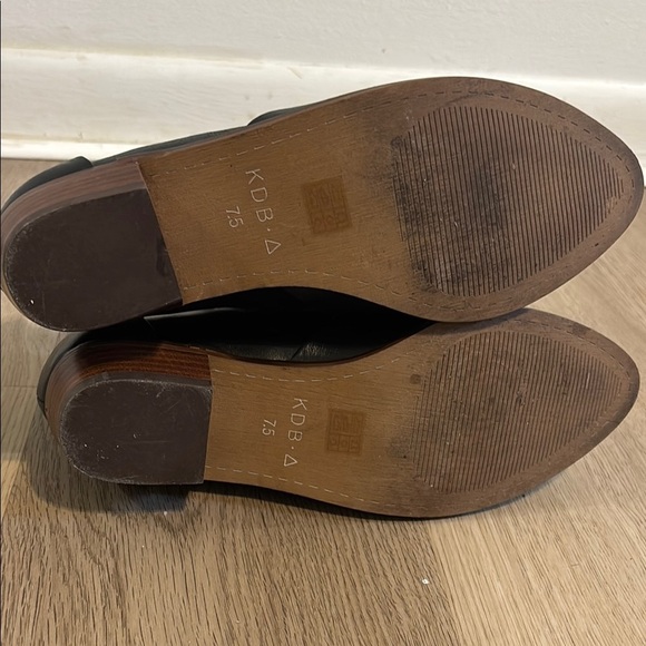 Kelsi Dagger Black Ankle Boots - Picture 5 of 5